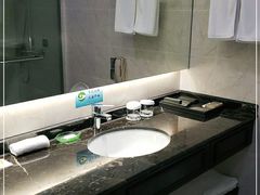 -上海怡沁园度假酒店