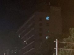 -宜必思酒店(北京三里屯呼家楼地铁站店)