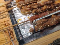 -烤满分·东北烧烤(首经贸店)