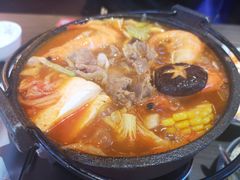 豪华海鲜肥牛泡菜锅-仙隐小鹿中華の日料(荣民龙首广场店)