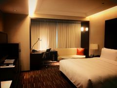 -上海龙之梦万丽酒店