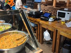 自助取餐区-聚合鑫东北熏酱熟食麻辣面(长阳店)