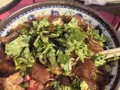 -牛师傅牛肉面(尚隆路店)