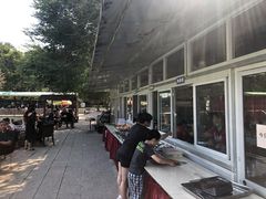 -尚庄度假村·庭台树下·户外烧烤·团建CS·轰趴营地(上庄水库店)