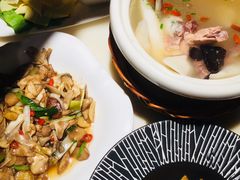 -梁家大院•农家菜(昆山会展中心店)