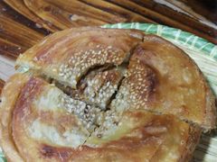 牛肉锅盔-梁记肥肠粉(宽窄巷子店)