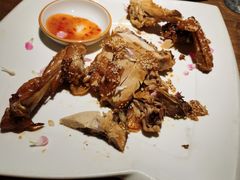 桃花烤鸡-蜜桃餐厅·江浙融合菜(荟聚购物中心店)