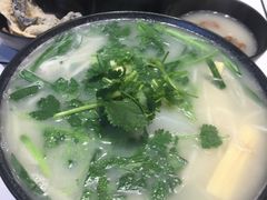 -肥汁米蘭香港米线(长宁来福士店)