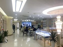 -新生植发·植养护一体