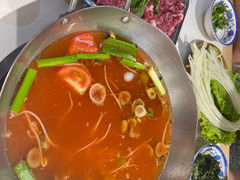 -王奋斗贵州酸汤牛肉火锅