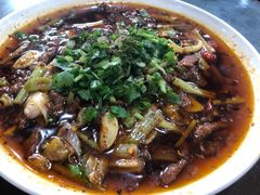 -杨三娘跷脚牛肉(羊子山西路店)