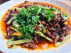 -杨三娘跷脚牛肉(羊子山西路店)