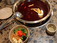 -肖肖酸萝卜鱼火锅(总店)