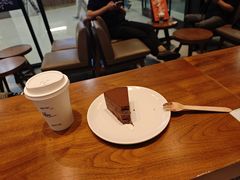 -星巴克臻选(北京太阳宫凯德店)