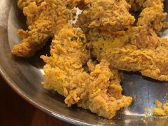 -BHC炸鸡(明洞总店)