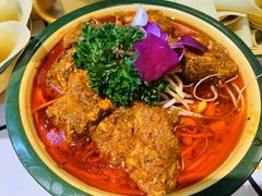 -巴卤社老火锅(财富店)