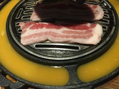 -青瓦炭韩潮烤肉(花园道店)