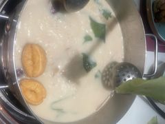 -洪氏嗨捞·猪肚鸡火锅(阳光天地店)