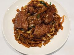干炒牛河-稻香酒家·34年老字号·港式粤菜(汉街店)