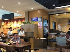 -陕西名小吃(T3航站楼一店)