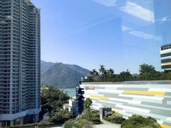 -东荟城名店仓