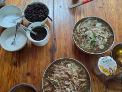 -正宗杨记普洱酸醋米线(总店)