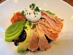 炙烤三文鱼拌饭-Moka Bros 摩卡站(西单大悦城店)