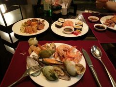 android_upload_pic-西安皇冠假日酒店·朱雀咖啡厅