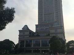 -复旦大学光华楼