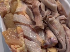 -洪氏嗨捞·广东猪肚鸡·椰子鸡火锅(西咸万象城店)