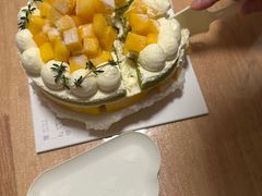 -山与蓝·轻糖鲜果蛋糕(勒泰店)