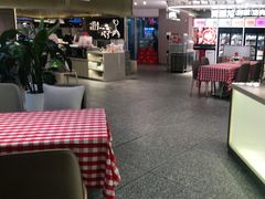 大堂-西贝莜面村(上海百联西郊店)