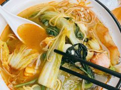 -小熊纪称盘麻辣烫