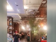 -梅园国际大酒店·自助餐厅(光明港店)