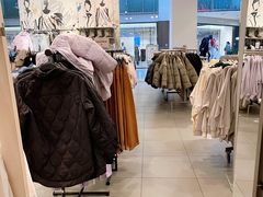 -H&M(鹏欣水游城店)