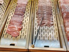 -新艺自助美食城(中山路店)