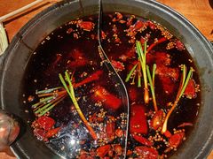 -周小明火锅(黑金冠社区店)