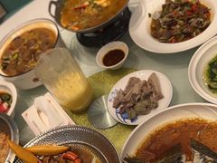 -香山湖家家宴(中山陵店)