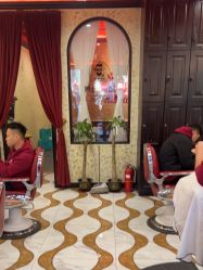 -东方先生国潮男士理发馆