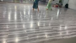 -单色舞蹈