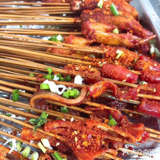 喜九卤味麻辣烫·地道眉山串串