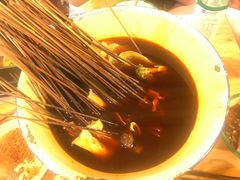 -拈签一笑黄牛肉辣卤串串