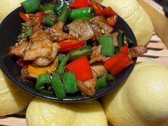 御街窝窝头配小炒肉-绿茶餐厅(成都太古里店)