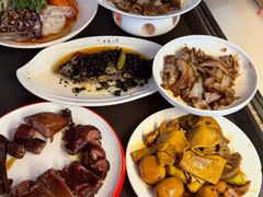 -老鼎万春卤菜(五代传承创始老店)