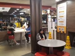 -麦当劳(田林好又多店)