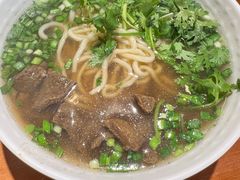 招牌红烧牛肉面-雪姨手作(青年路店)