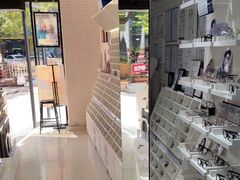 -诺柯视眼镜-蔡司依视路官方工厂店(淞南一店)
