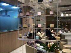 -奈雪的茶(湖滨银泰in77C区PRO店)