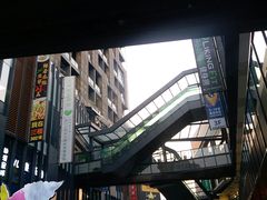 -江燕路万科里