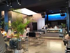 -W COLLECTIVE  DESSERT SHOP